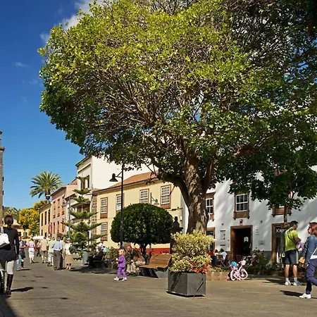 La Trinidad * لا لاغونا